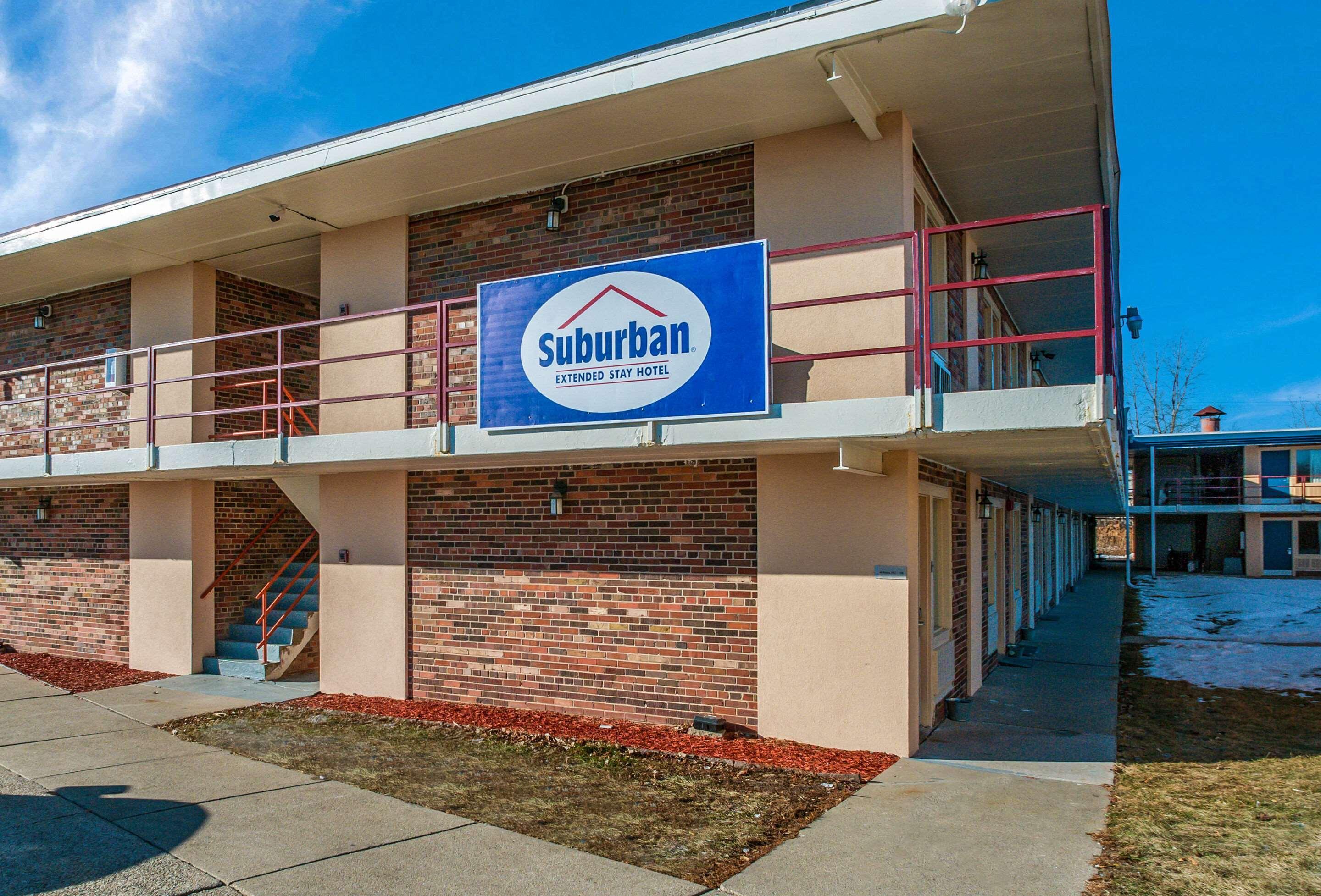 Suburban Studios Neenah-Appleton Buitenkant foto